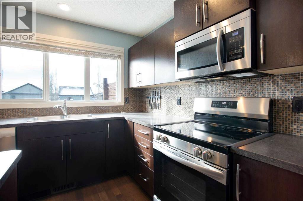 31 Sunset Link, Cochrane, Alberta  T4C 0L9 - Photo 11 - A2303528