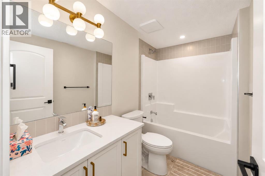 148 Crestridge Terrace Sw, Calgary, Alberta  T3B 6K5 - Photo 35 - A2313265