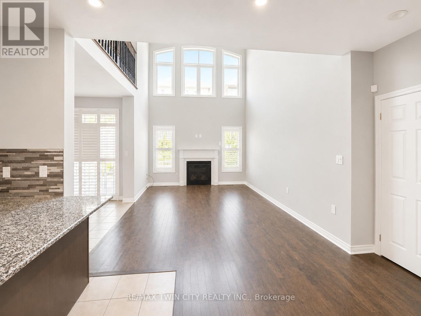 Upper - 186 Blair Creek Drive, Kitchener, Ontario  N2P 0G1 - Photo 10 - X13204254