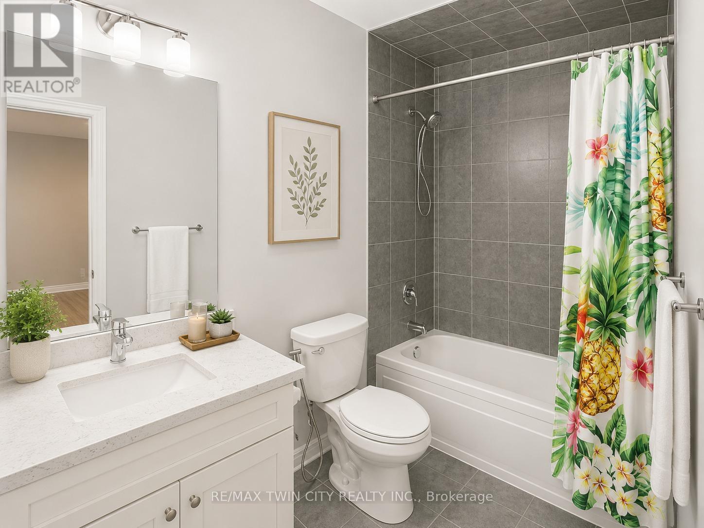 Upper - 186 Blair Creek Drive, Kitchener, Ontario  N2P 0G1 - Photo 6 - X13204254