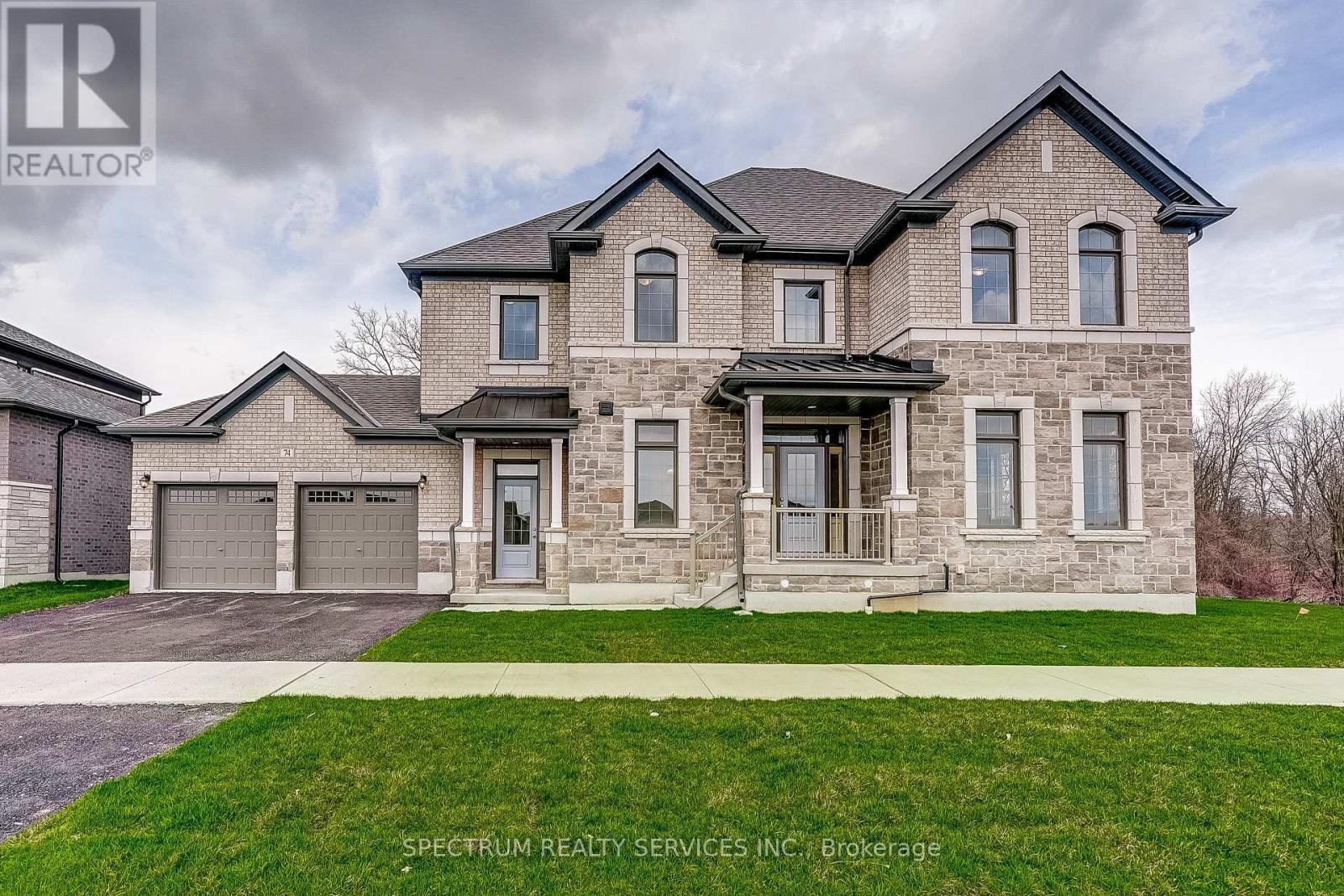 74 STRICKLAND AVENUE, Brantford, Ontario