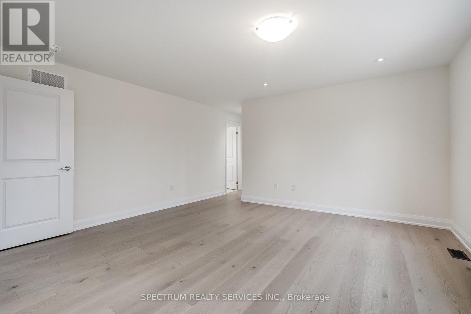 74 Strickland Avenue, Brantford, Ontario  N3T 0X7 - Photo 31 - X13204286