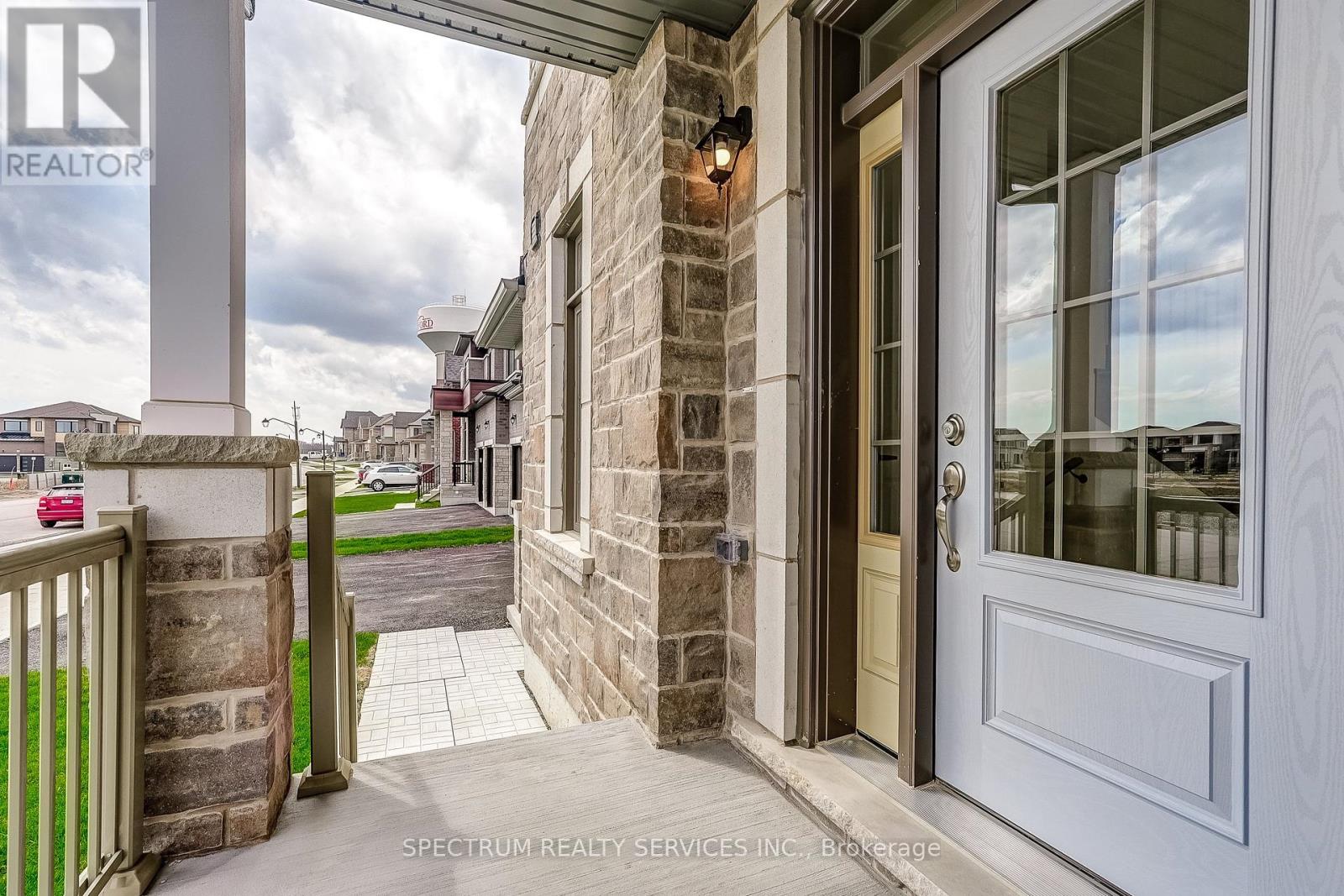 74 Strickland Avenue, Brantford, Ontario  N3T 0X7 - Photo 5 - X13204286