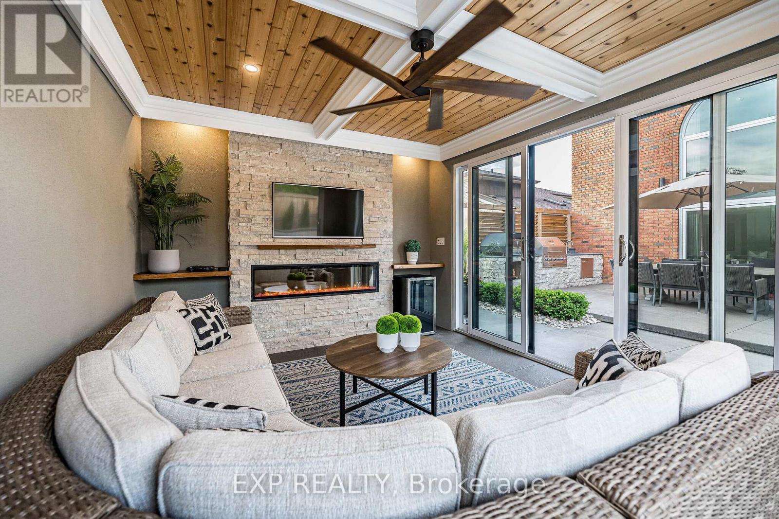 83 Blackfriar Lane, Brantford, Ontario  N3R 7M2 - Photo 45 - X13204402