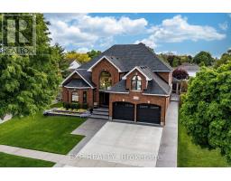 83 BLACKFRIAR LANE, Brantford, Ontario