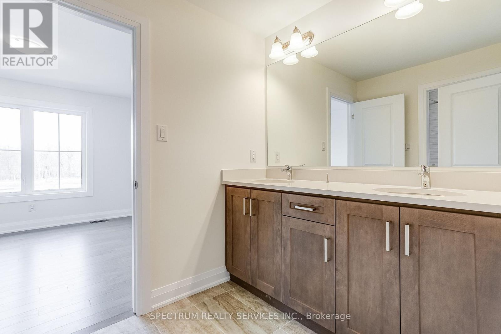 22 Eccleston Street, Brantford, Ontario  N3T 0X4 - Photo 24 - X13204412