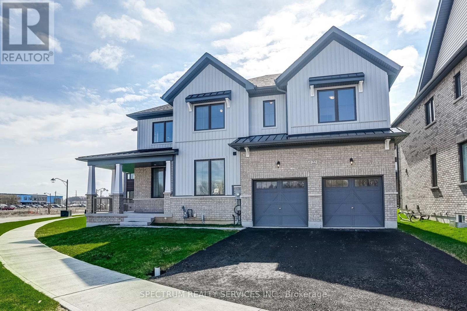 22 Eccleston Street, Brantford, Ontario  N3T 0X4 - Photo 3 - X13204412