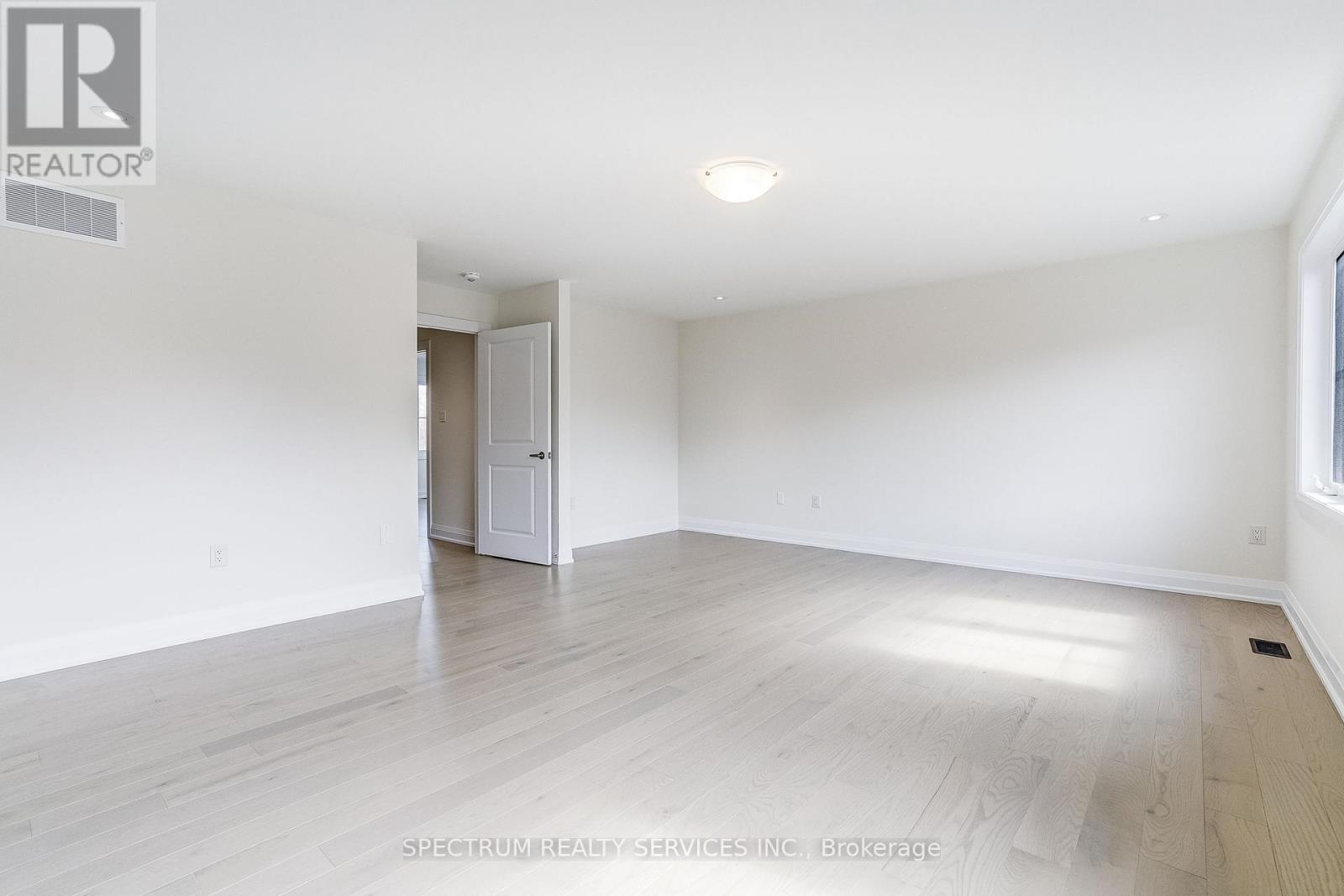 22 Eccleston Street, Brantford, Ontario  N3T 0X4 - Photo 37 - X13204412