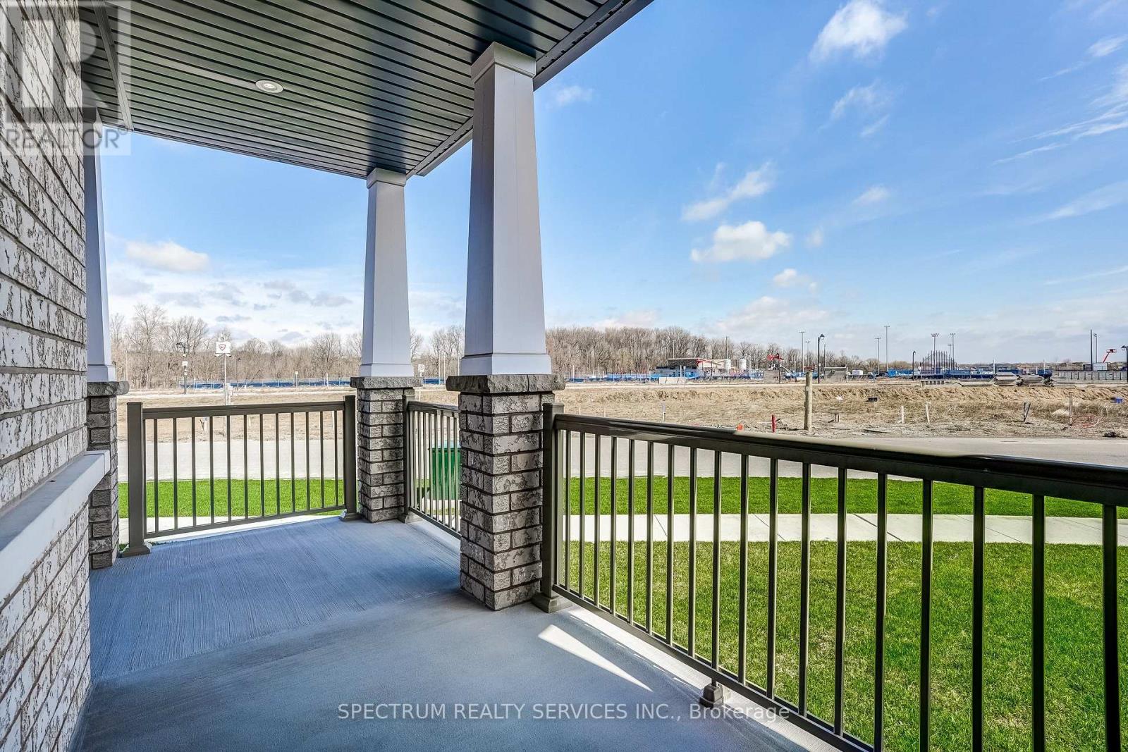 22 Eccleston Street, Brantford, Ontario  N3T 0X4 - Photo 4 - X13204412