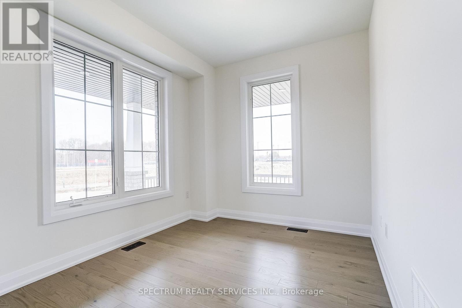 22 Eccleston Street, Brantford, Ontario  N3T 0X4 - Photo 9 - X13204412