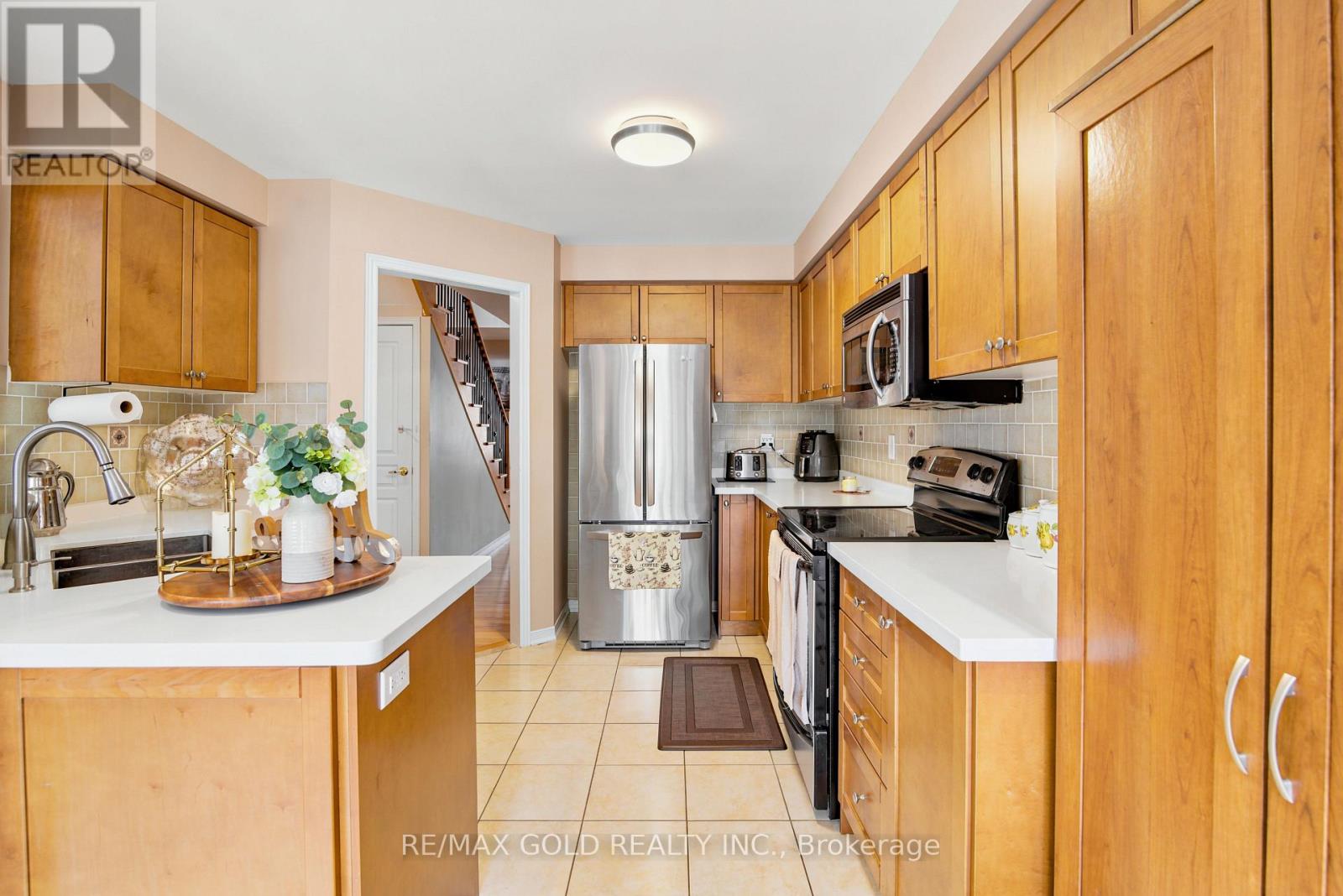 222 Fairwood Circle, Brampton, Ontario  L6R 0X6 - Photo 19 - W13197604