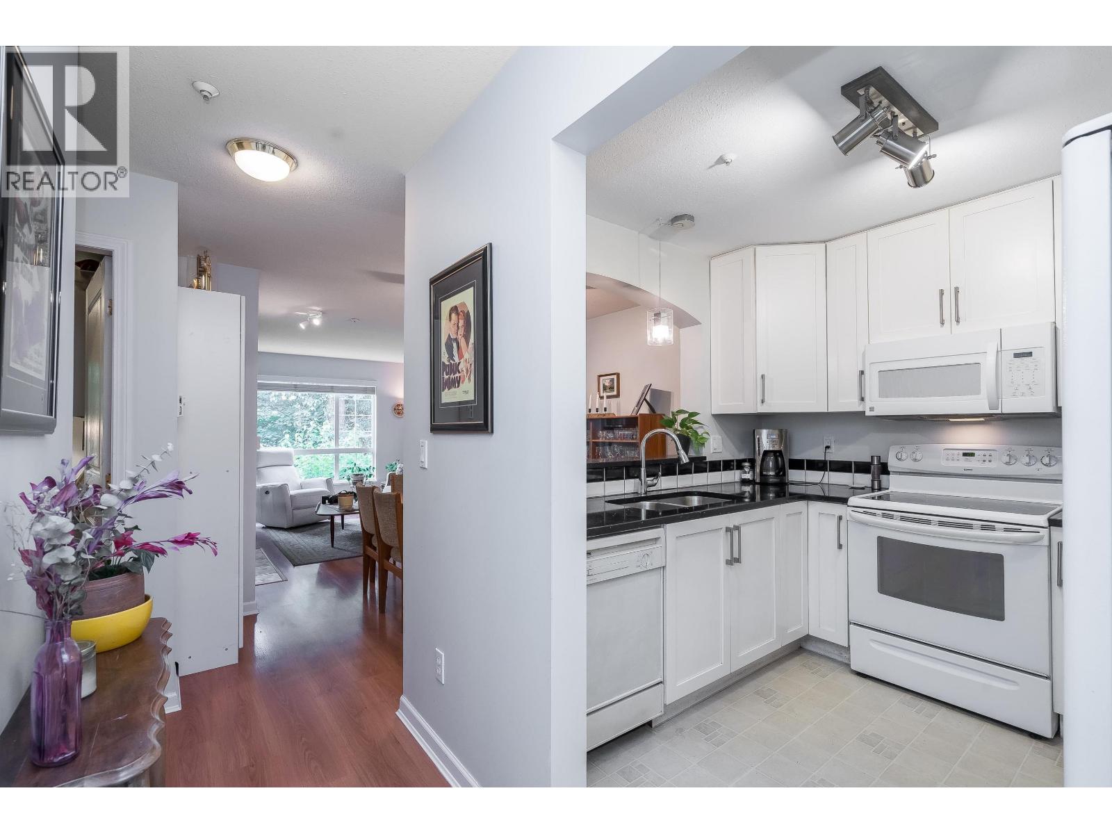 216 1242 Town Centre Boulevard, Coquitlam, British Columbia V3B 7R6 - Photo 5 - R3128823