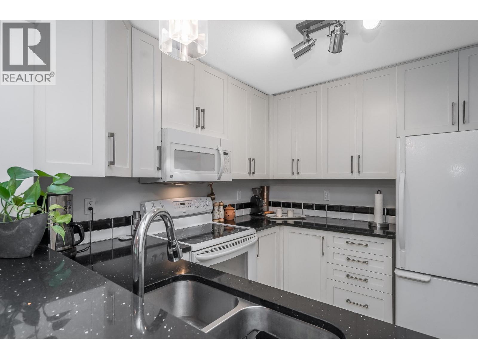 216 1242 Town Centre Boulevard, Coquitlam, British Columbia V3B 7R6 - Photo 7 - R3128823