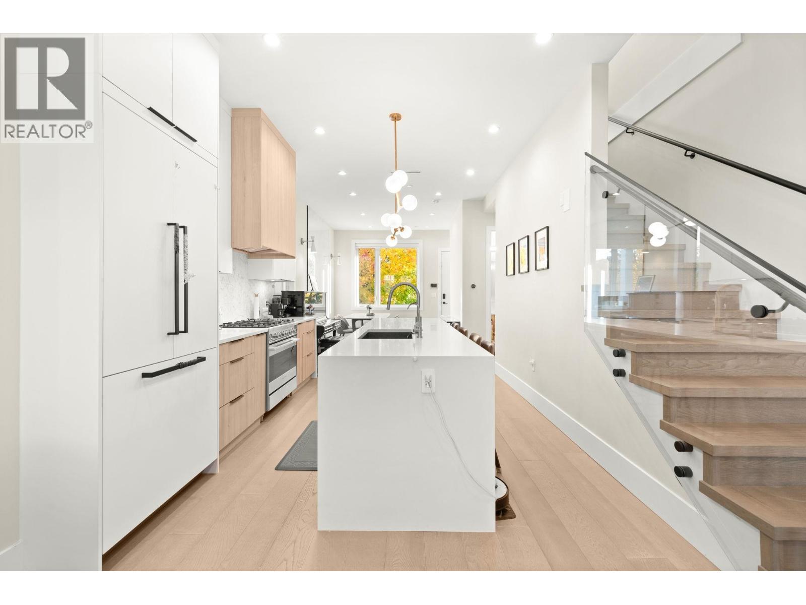 2815 W 19th Avenue, Vancouver, British Columbia  V6L 1E4 - Photo 6 - R3128901