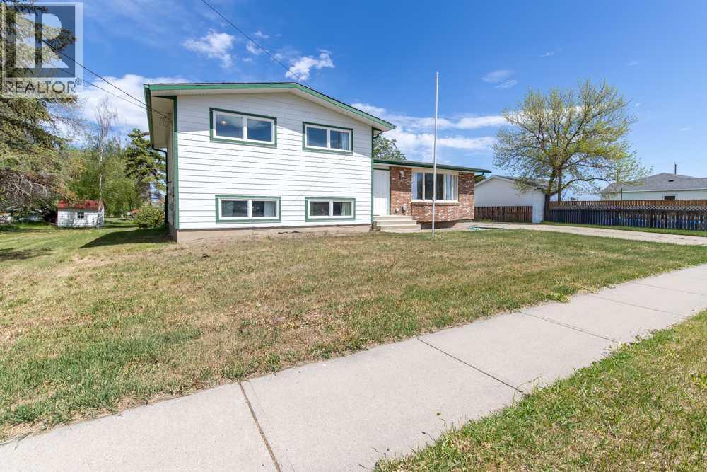 67 E 200 S, Raymond, Alberta  T0K 2S0 - Photo 47 - A2313698