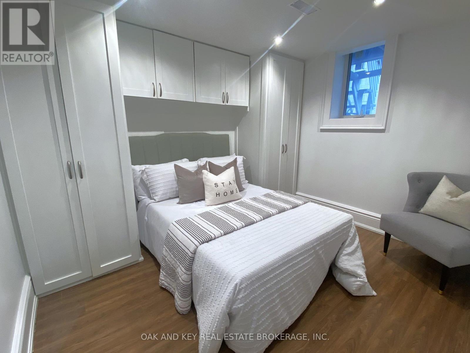 Lower - 525 Old Weston Road, Toronto, Ontario  M6N 3B2 - Photo 11 - W13205756