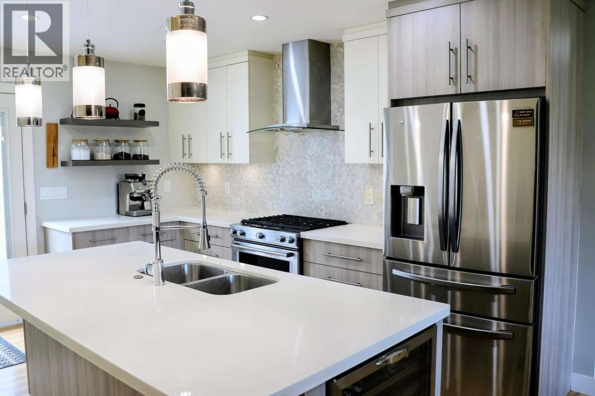 3759 Coast Meridian Road, Port Coquitlam, British Columbia  V3B 3P2 - Photo 10 - R3128909