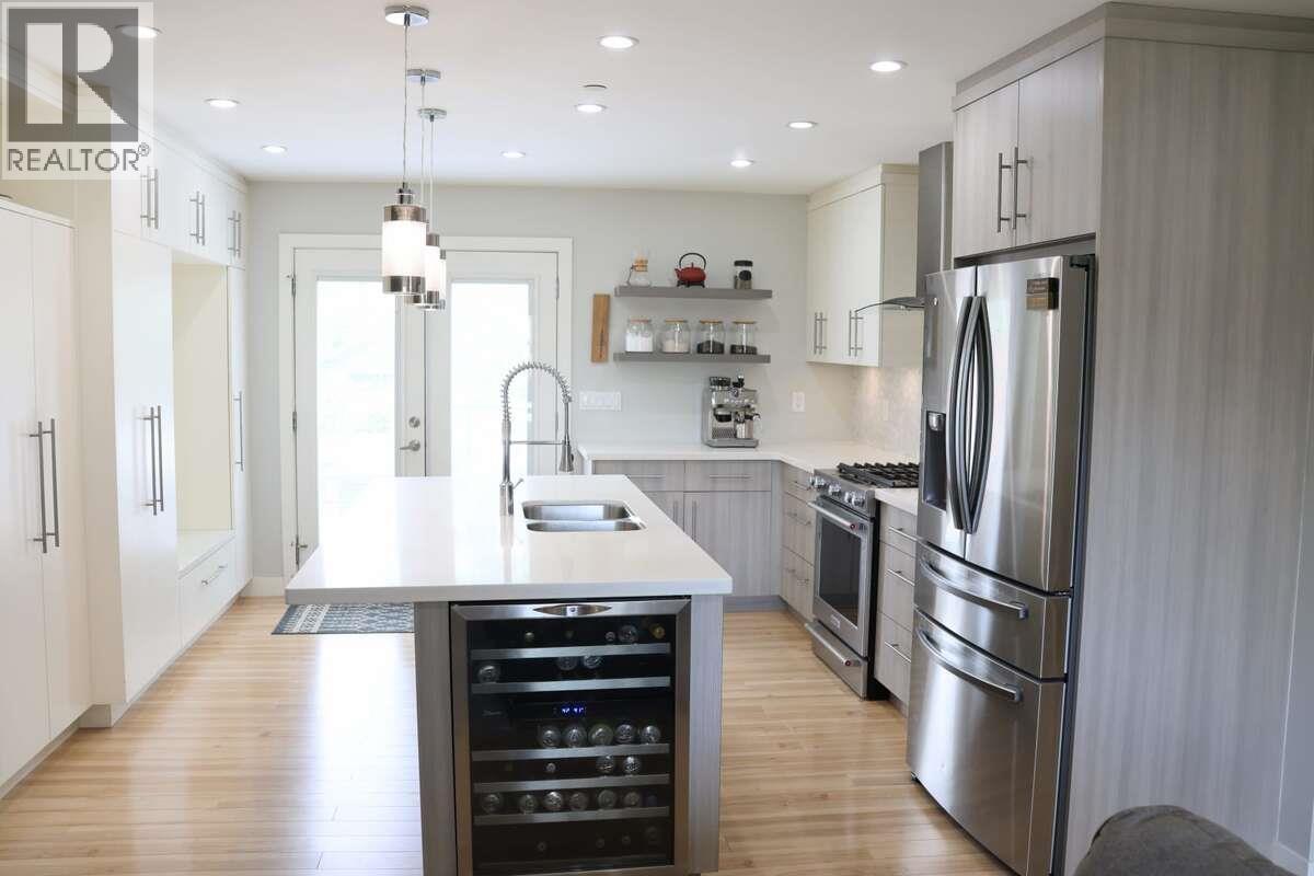 3759 Coast Meridian Road, Port Coquitlam, British Columbia  V3B 3P2 - Photo 11 - R3128909