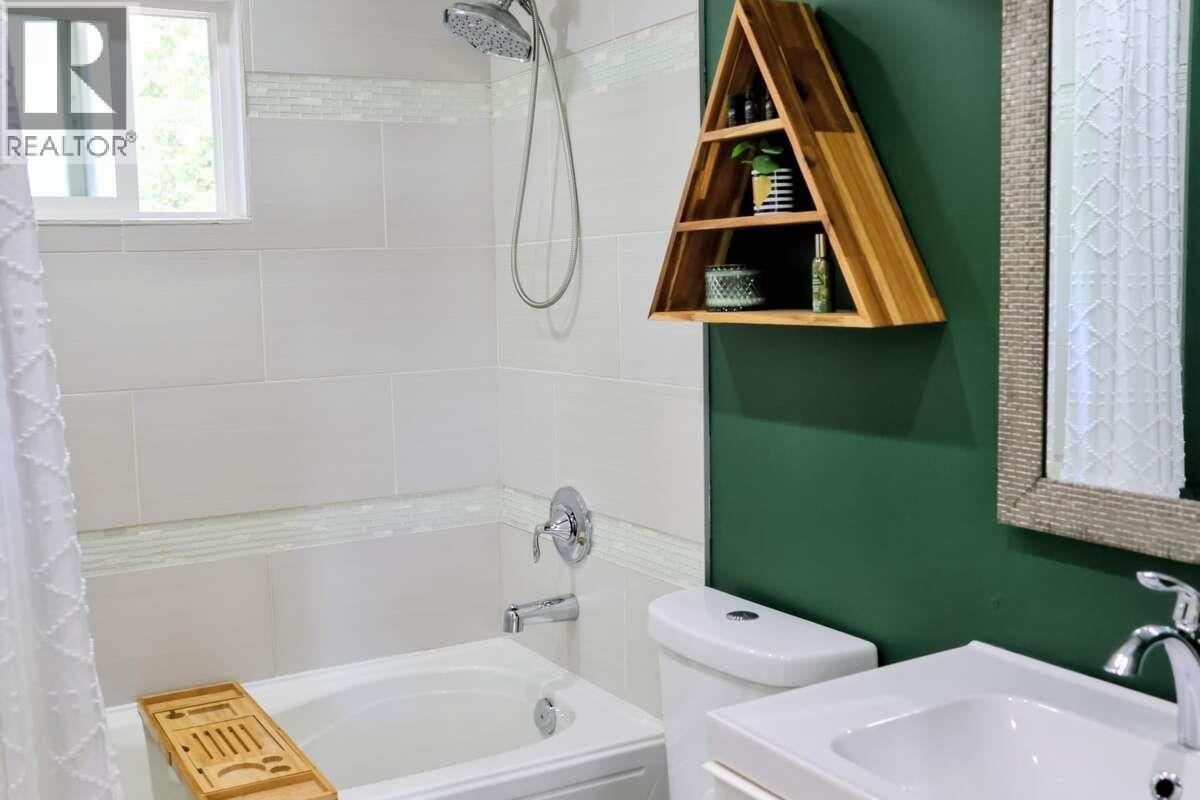3759 Coast Meridian Road, Port Coquitlam, British Columbia  V3B 3P2 - Photo 25 - R3128909
