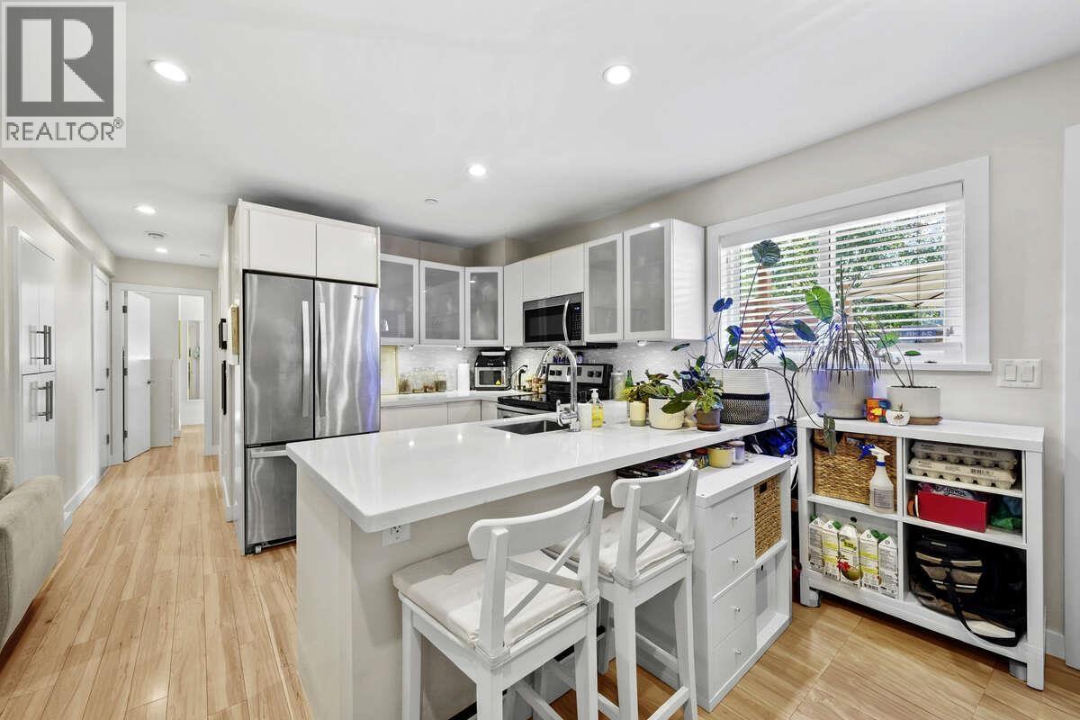 3759 Coast Meridian Road, Port Coquitlam, British Columbia  V3B 3P2 - Photo 31 - R3128909