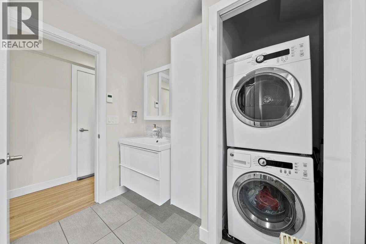 3759 Coast Meridian Road, Port Coquitlam, British Columbia  V3B 3P2 - Photo 35 - R3128909