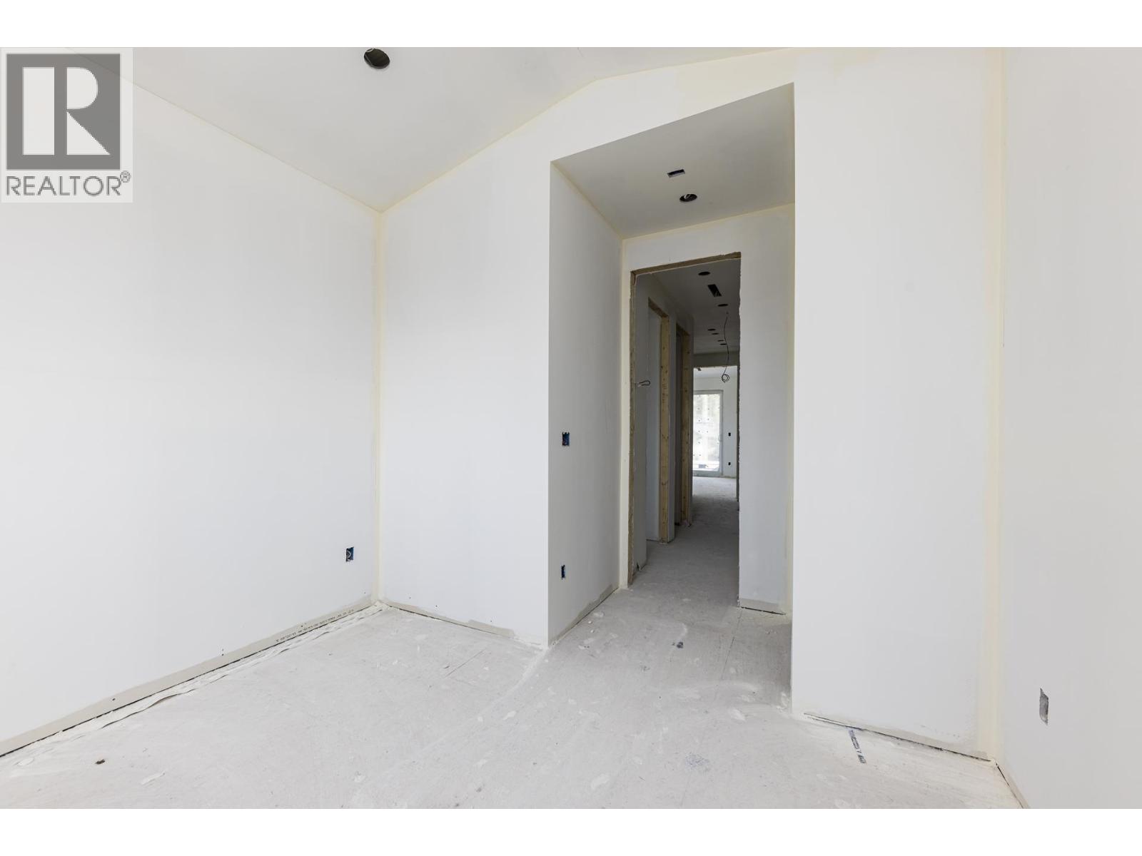 258 E 21st Street, North Vancouver, British Columbia  V7L 3B6 - Photo 26 - R3127732
