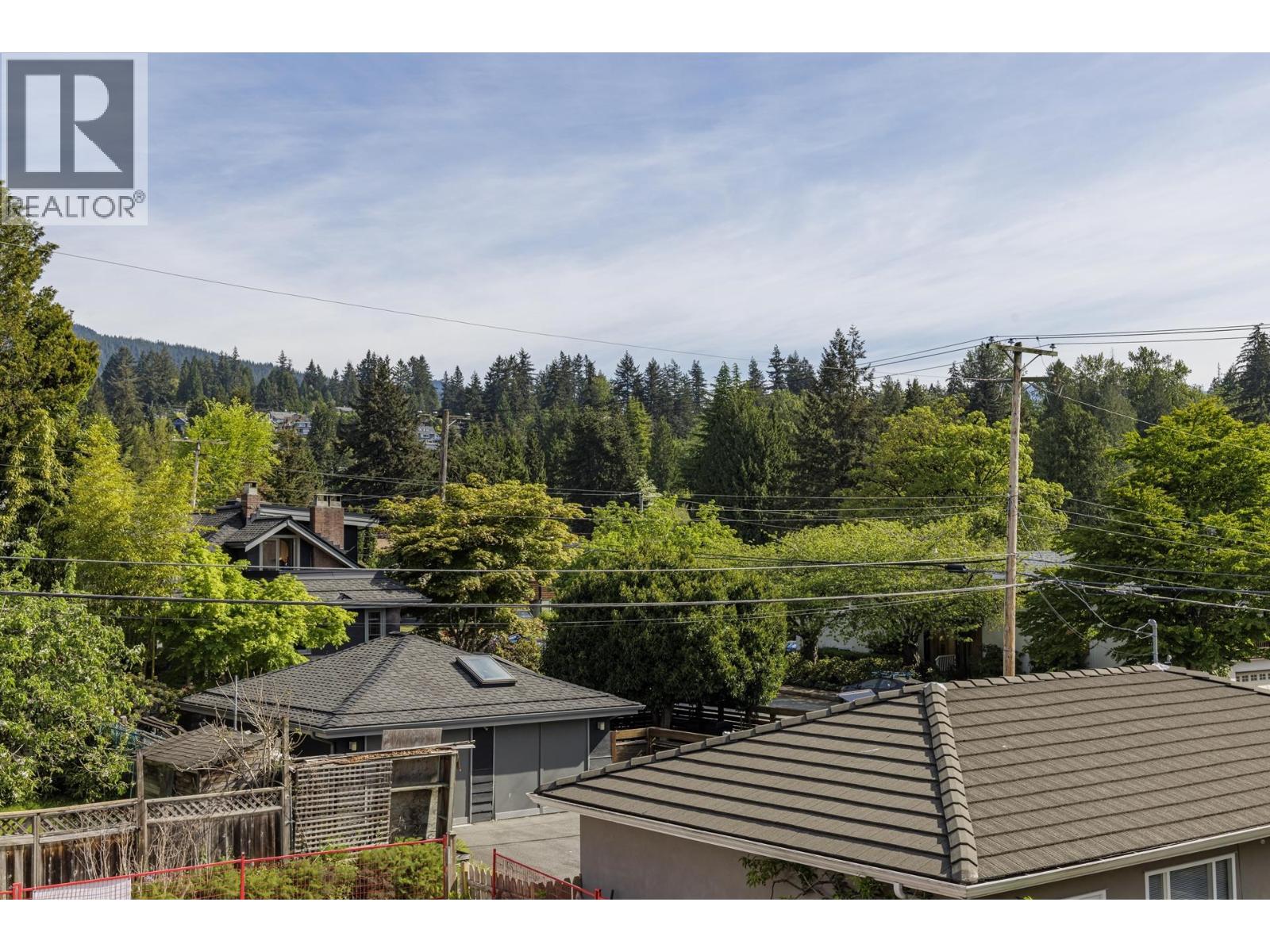 258 E 21st Street, North Vancouver, British Columbia  V7L 3B6 - Photo 35 - R3127732