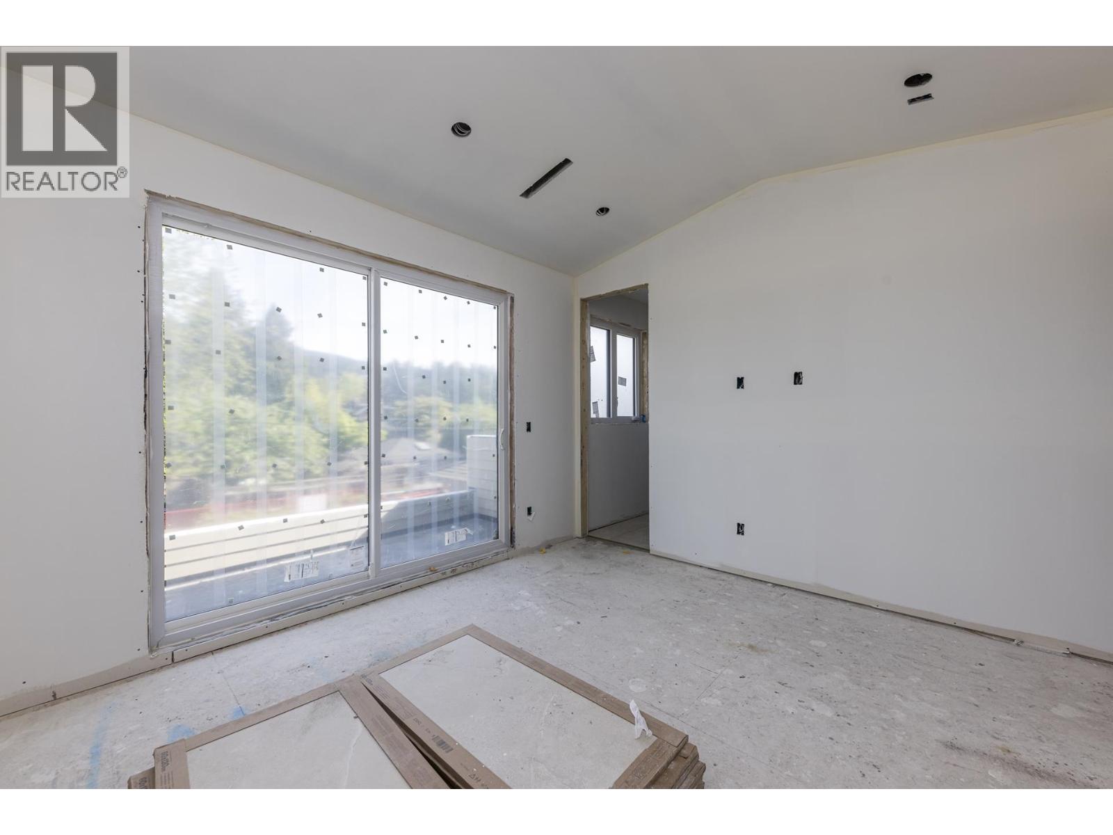 258 E 21st Street, North Vancouver, British Columbia  V7L 3B6 - Photo 23 - R3127732