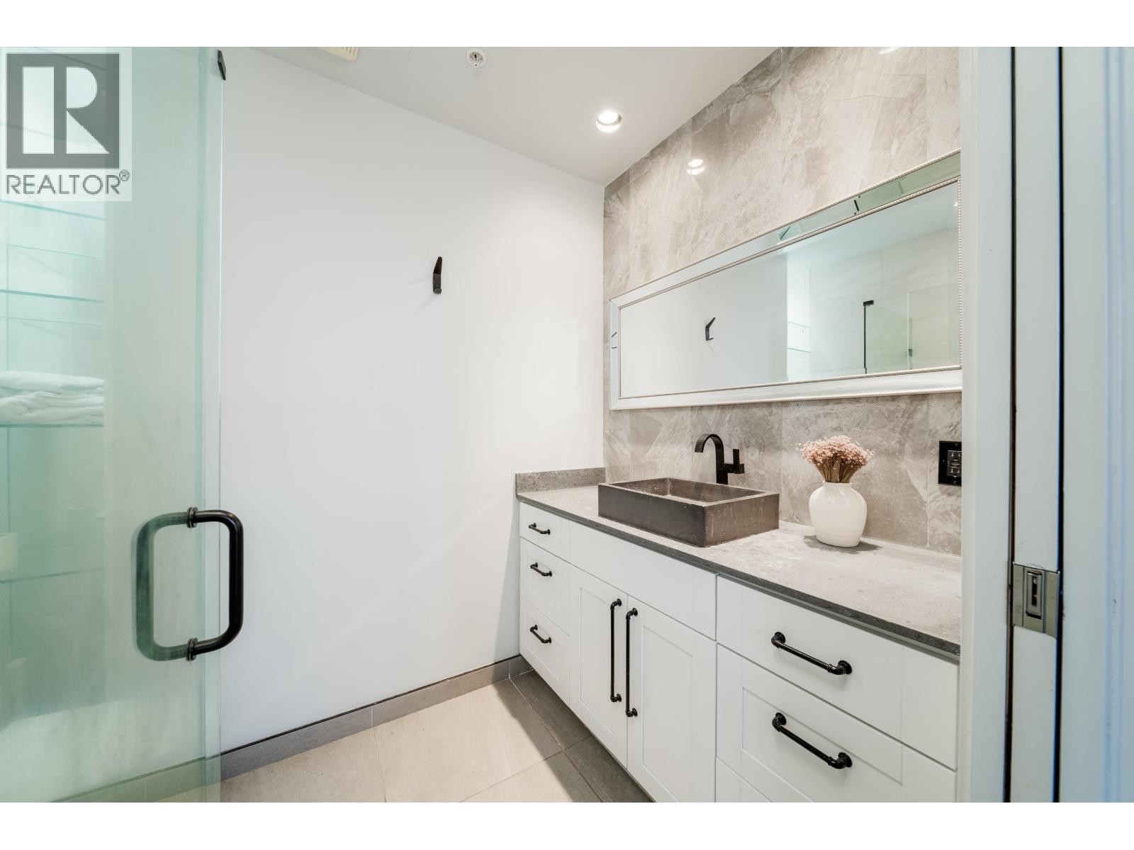 502 1333 W Georgia Street, Vancouver, British Columbia V6E 4V3 - Photo 14 - R3124758
