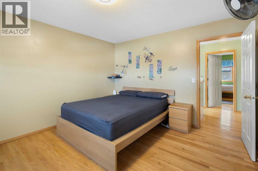 179 Erin Park Drive Se, Calgary, Alberta  T3B 3L5 - Photo 17 - A2314305