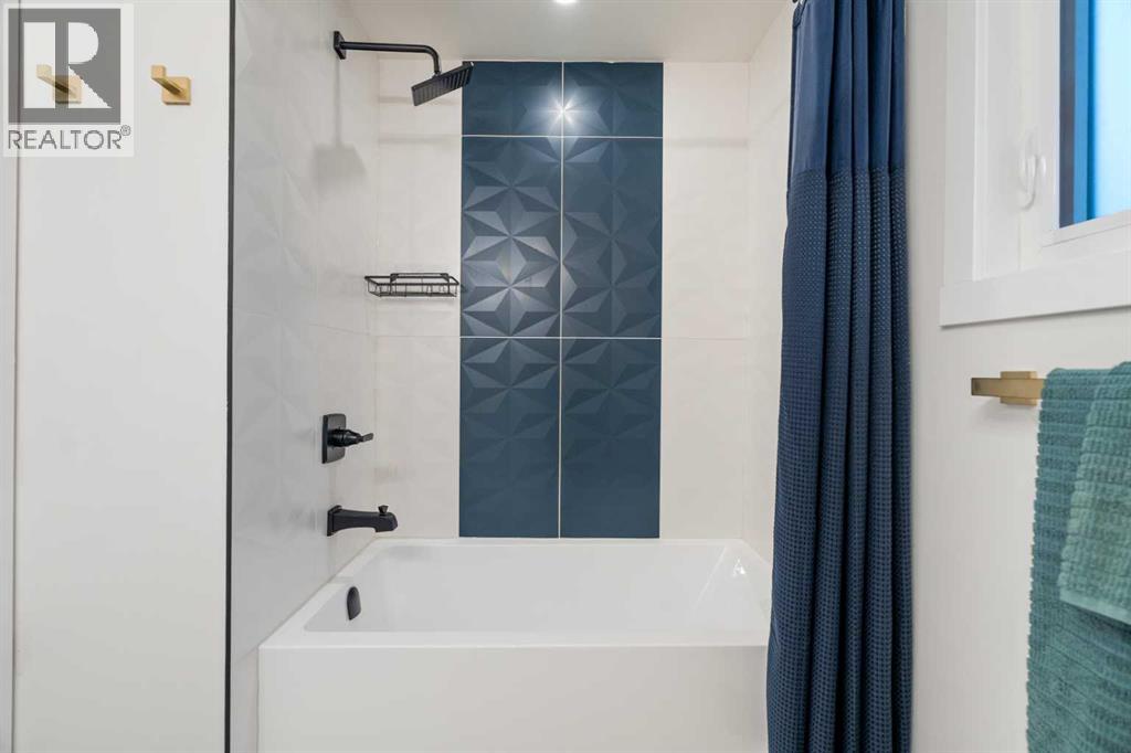 128 Lake Moraine Place Se, Calgary, Alberta  T2J 2Y7 - Photo 29 - A2315237