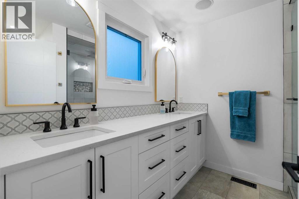 128 Lake Moraine Place Se, Calgary, Alberta  T2J 2Y7 - Photo 20 - A2315237