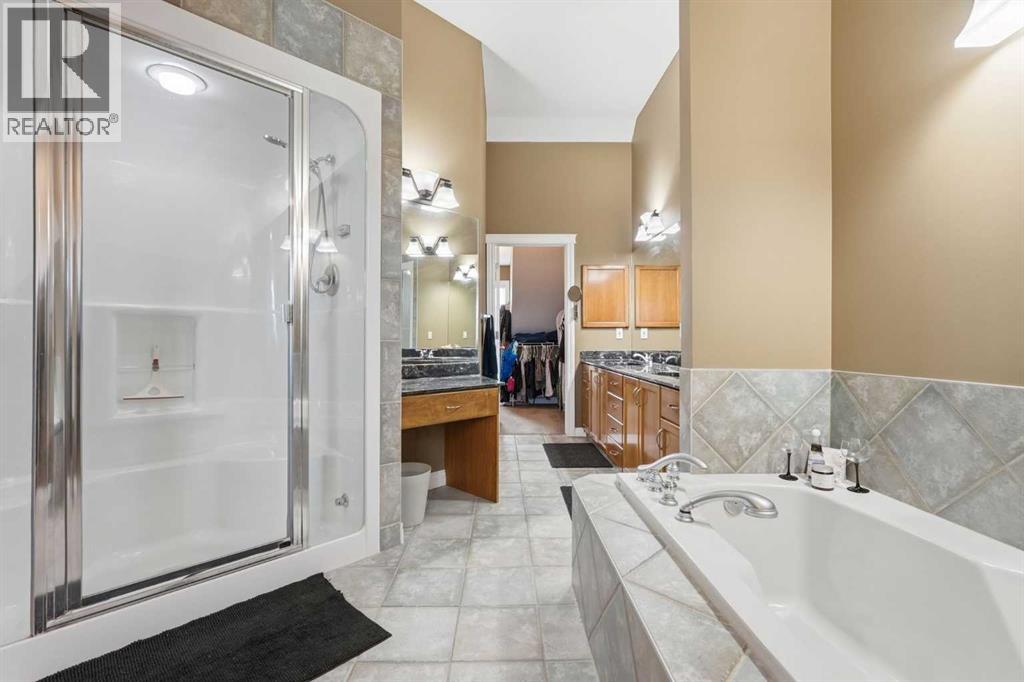 14 Somme Boulevard Sw, Calgary, Alberta  T2T 6K6 - Photo 33 - A2315301