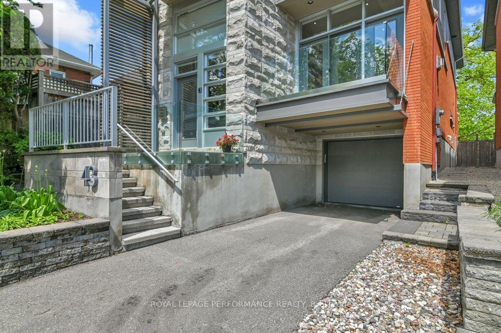 43 Willard Street, Ottawa, Ontario  K1S 1T6 - Photo 2 - X13205646