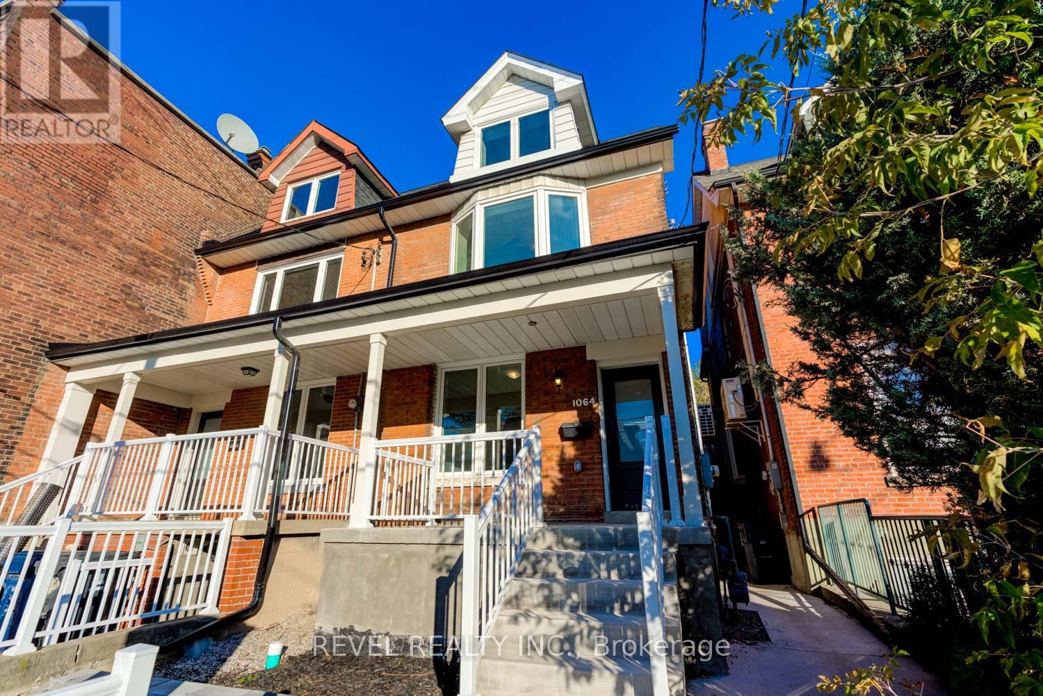 BSMT - 1064 COLLEGE STREET, Toronto, Ontario