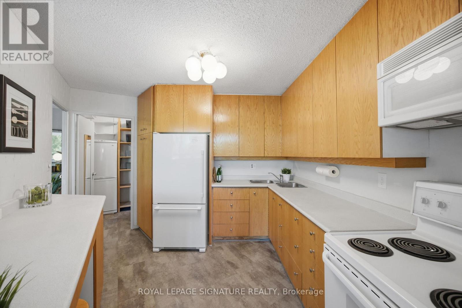 201 - 15 Vicora Linkway, Toronto, Ontario  M3C 1A8 - Photo 14 - C13205628