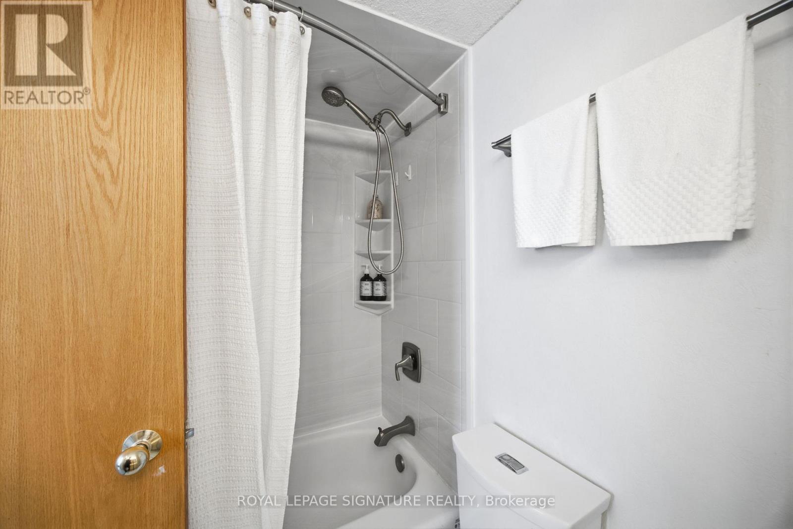 201 - 15 Vicora Linkway, Toronto, Ontario  M3C 1A8 - Photo 24 - C13205628