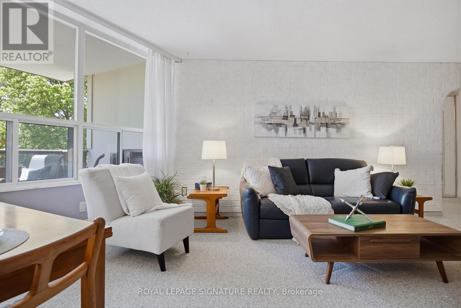 201 - 15 Vicora Linkway, Toronto, Ontario  M3C 1A8 - Photo 7 - C13205628