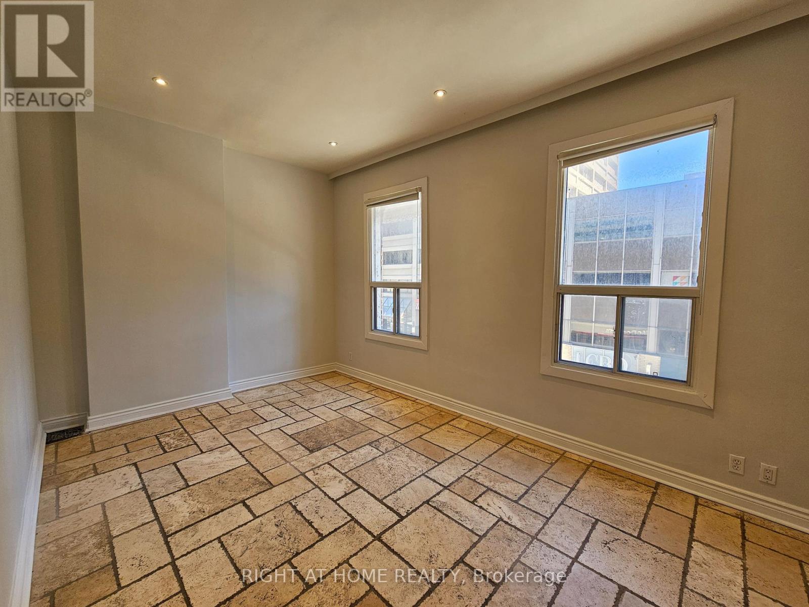 3f - 550 Yonge Street, Toronto, Ontario  M4Y 1Y8 - Photo 12 - C13205648