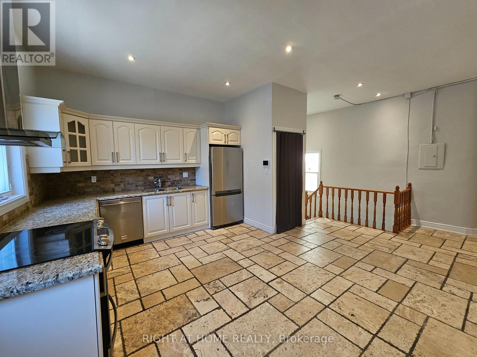 3f - 550 Yonge Street, Toronto, Ontario  M4Y 1Y8 - Photo 7 - C13205648