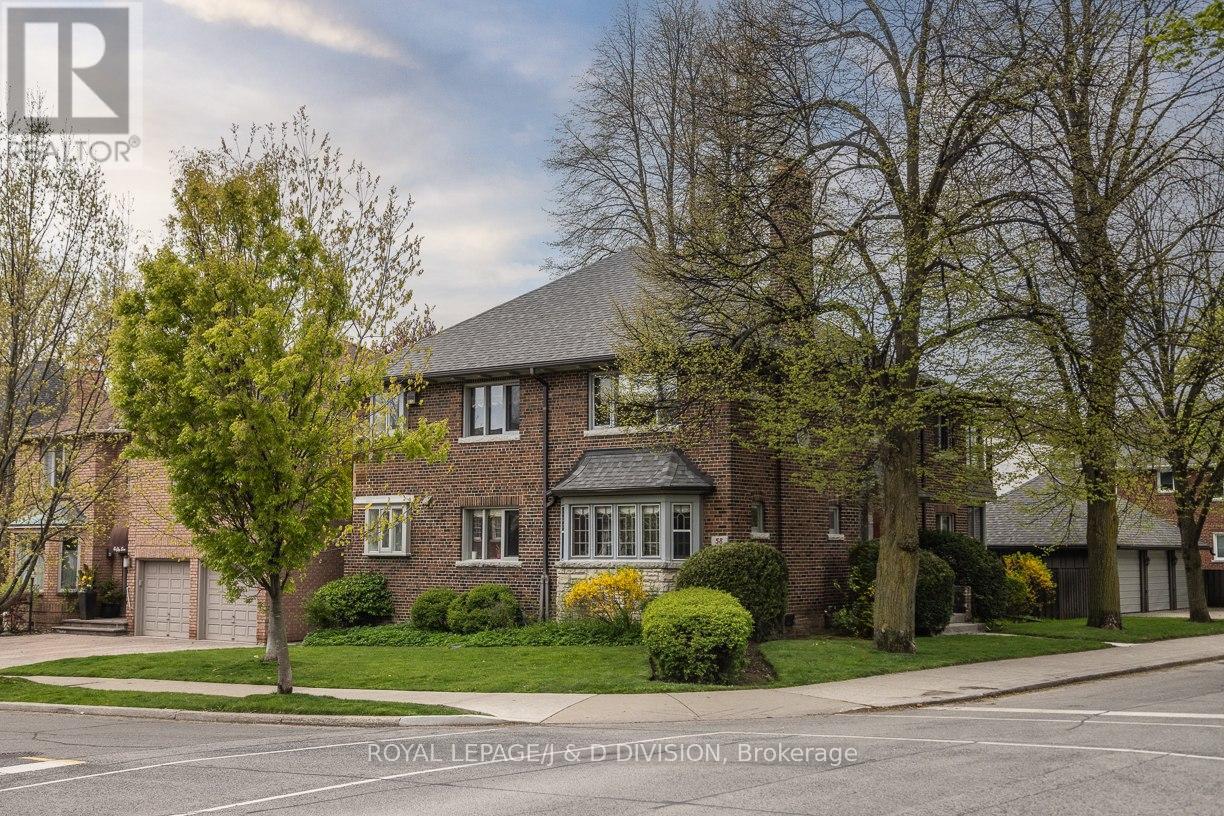 58 Lascelles Boulevard, Toronto, Ontario  M5P 2E1 - Photo 1 - C13205710
