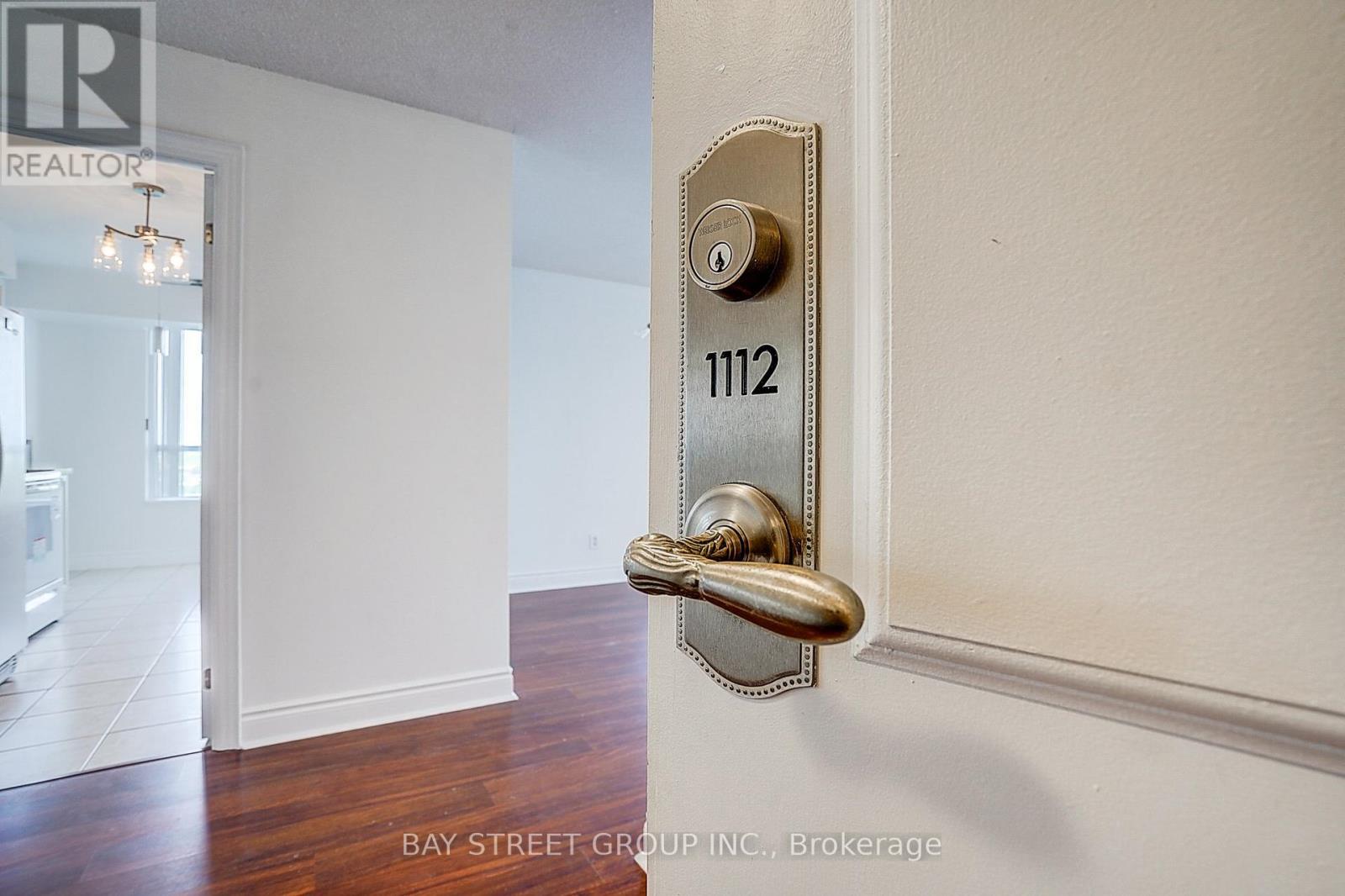 1112 - 15 Greenview Avenue, Toronto, Ontario  M2M 4M7 - Photo 2 - C13205724