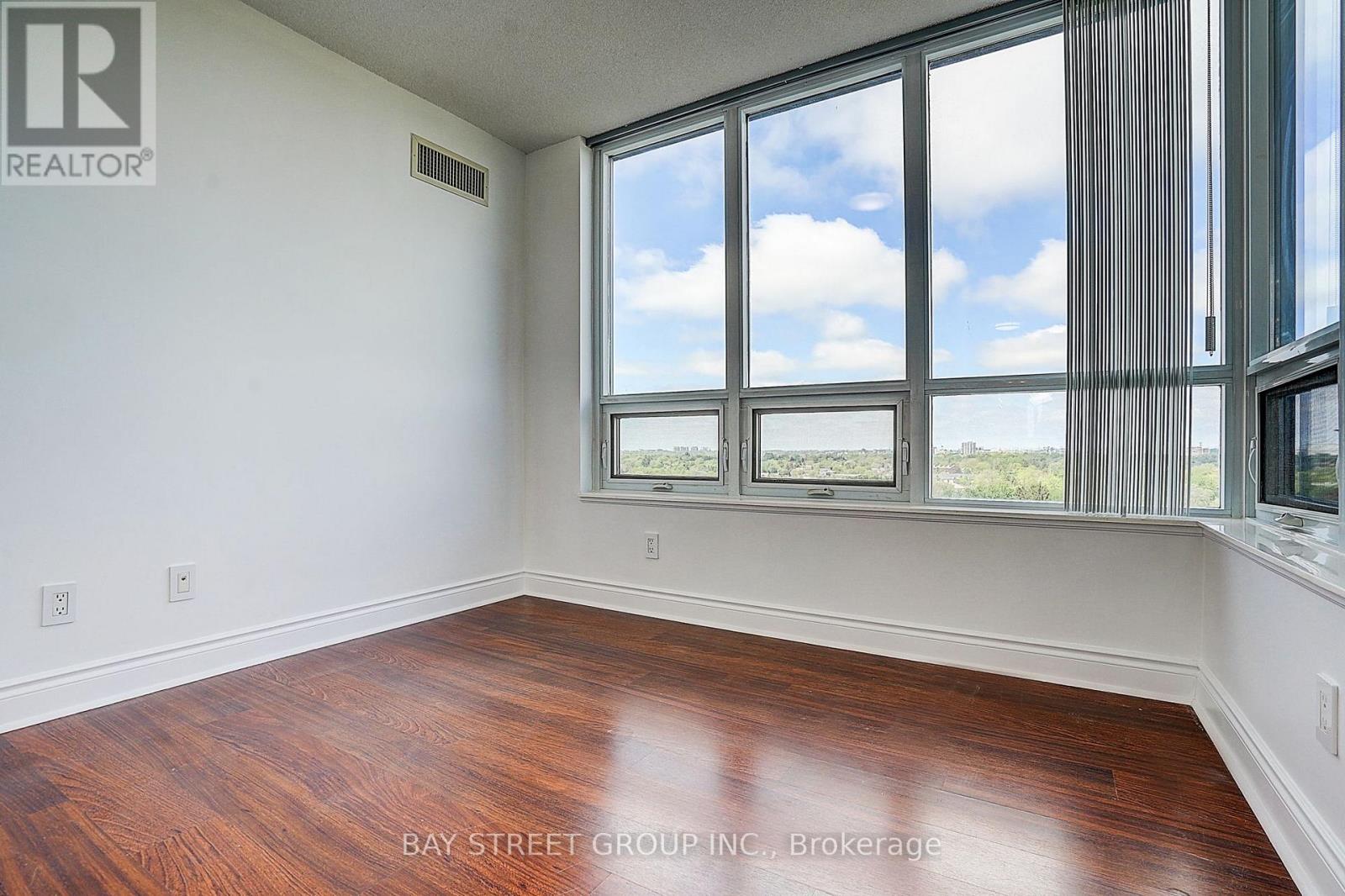 1112 - 15 Greenview Avenue, Toronto, Ontario  M2M 4M7 - Photo 23 - C13205724