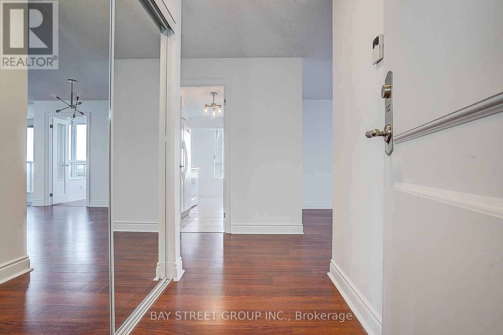 1112 - 15 Greenview Avenue, Toronto, Ontario  M2M 4M7 - Photo 3 - C13205724