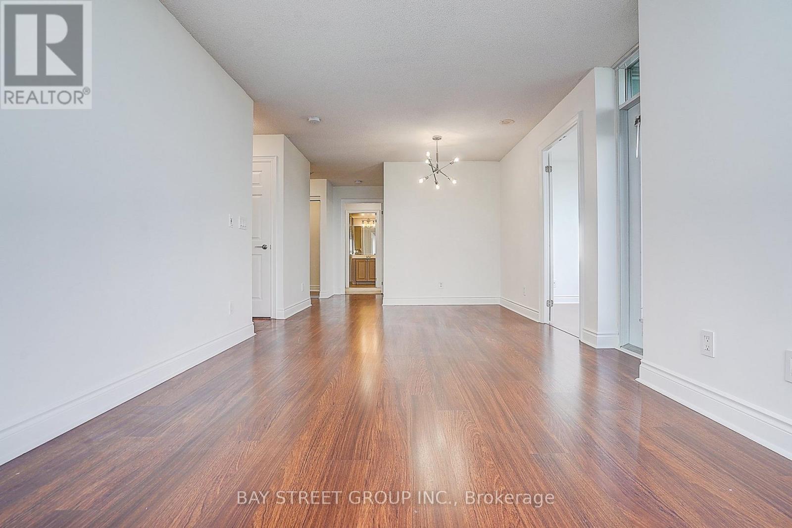 1112 - 15 Greenview Avenue, Toronto, Ontario  M2M 4M7 - Photo 8 - C13205724
