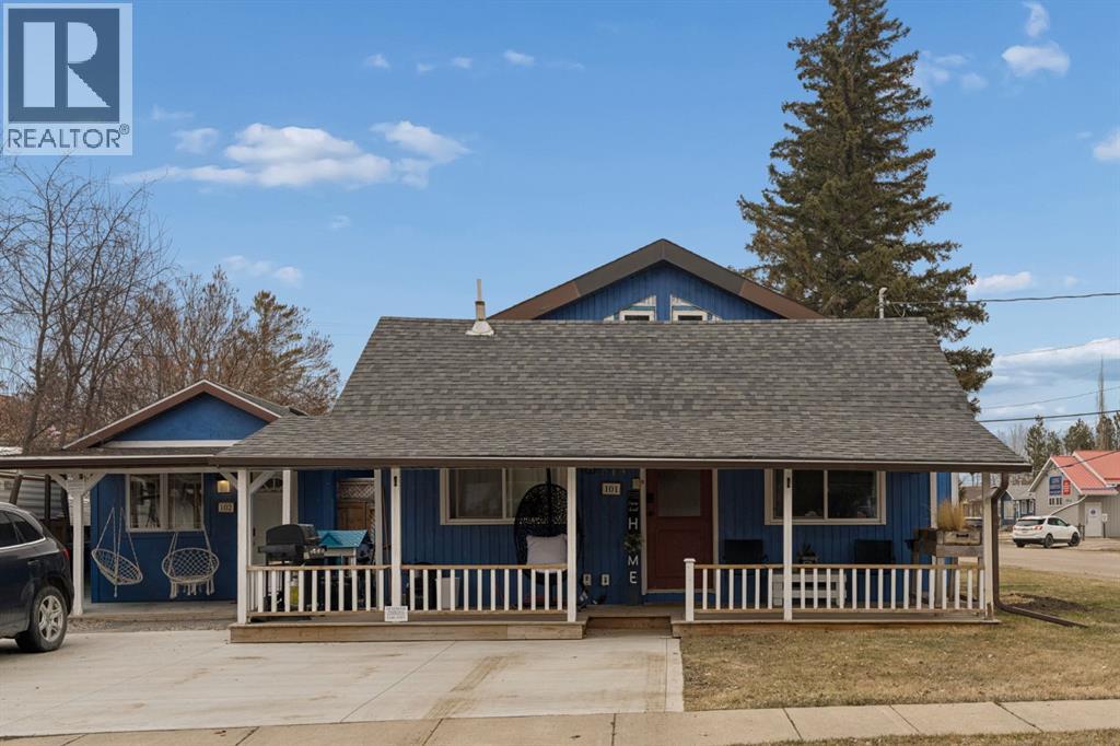 5019 52 Street, Sylvan Lake, Alberta  T4S 1E4 - Photo 1 - A2303454