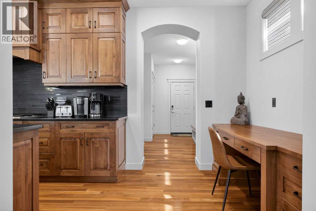 30 Cranarch Circle Se, Calgary, Alberta  T1S 0S3 - Photo 8 - A2313395