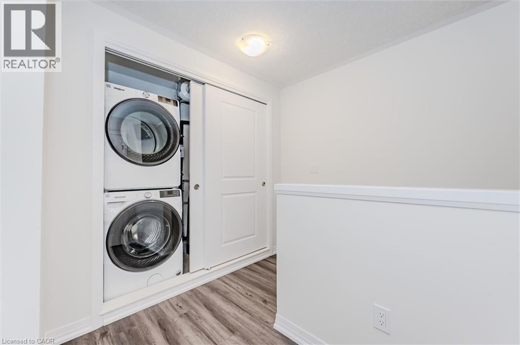 616 Benninger Drive, Kitchener, Ontario  N2E 0K5 - Photo 12 - 40834222