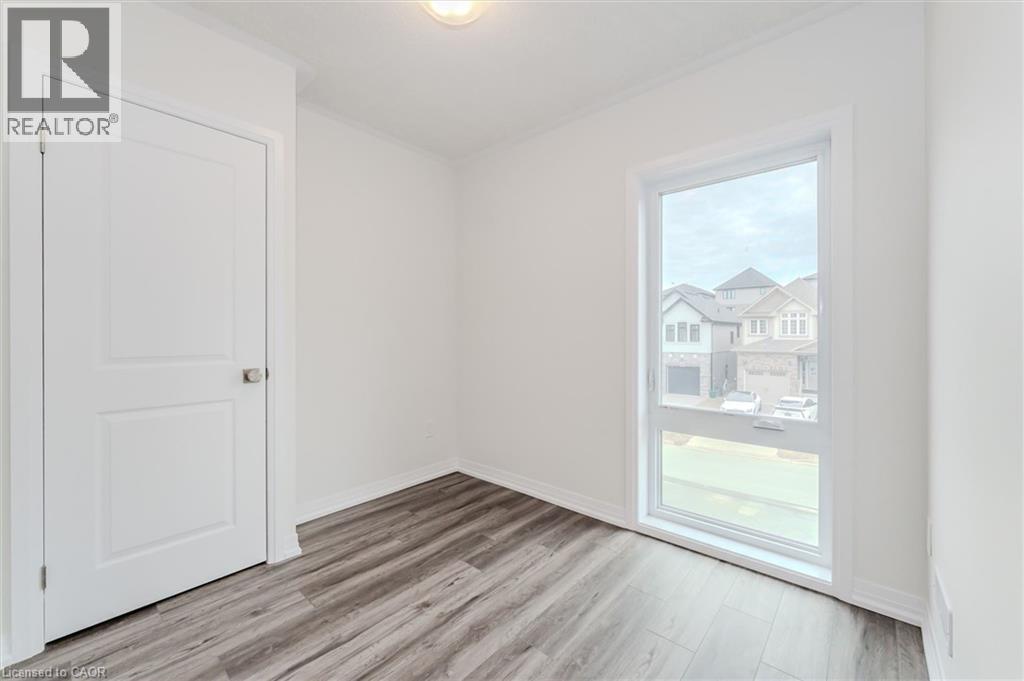 616 Benninger Drive, Kitchener, Ontario  N2E 0K5 - Photo 10 - 40834222
