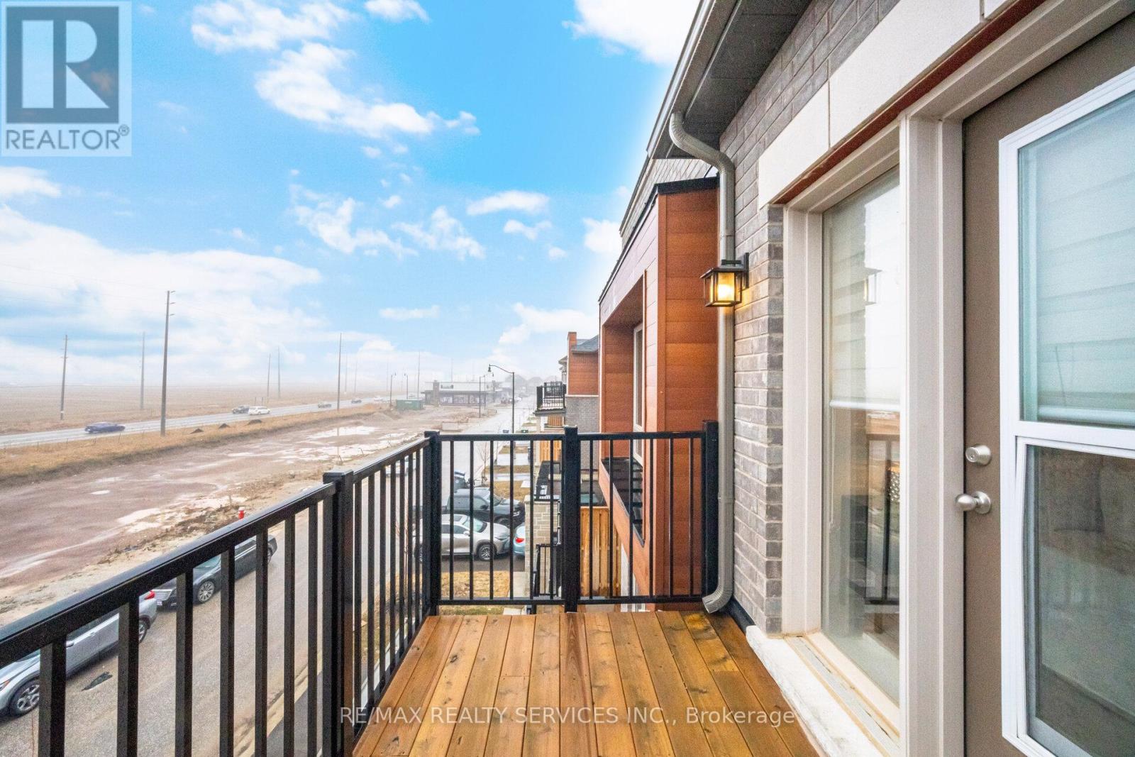 68 Donald Ficht Crescent, Brampton, Ontario  L7A 0B7 - Photo 39 - W13205658